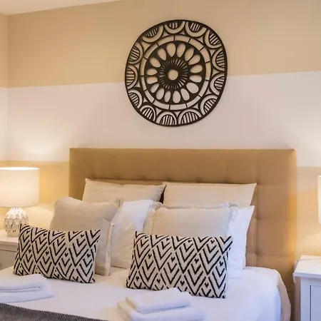 Apartment Elegant Heart