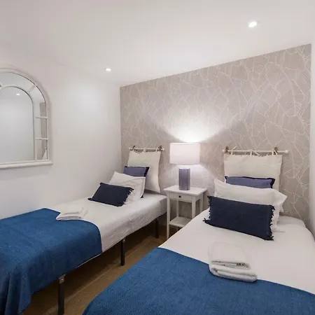 Elegant Heart Apartment